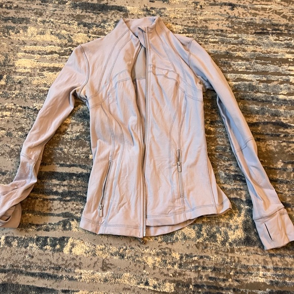 Light Purple/Lilac Lululemon Zip Up - Picture 1 of 3